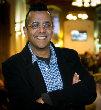 Simon Singh Portrait 2